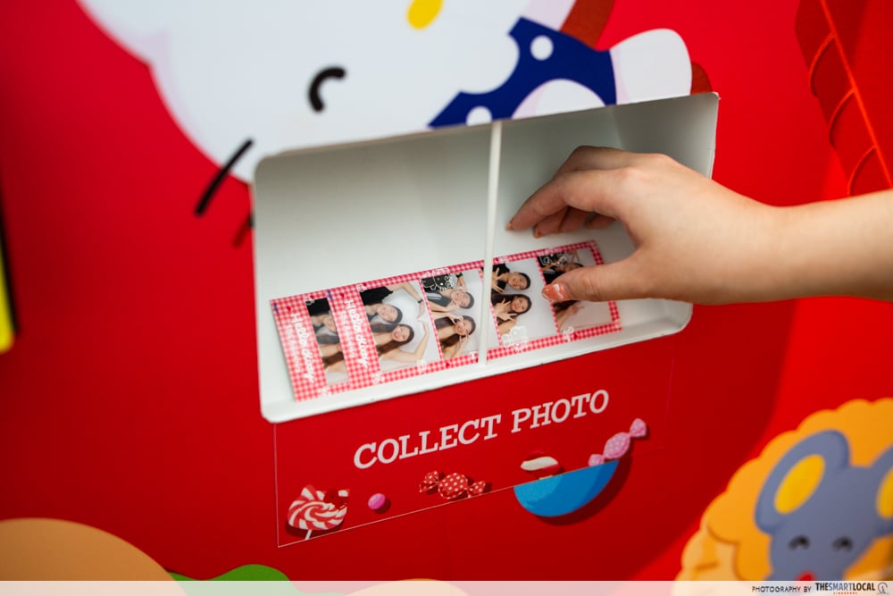 moo character town photobooth - pick up prints